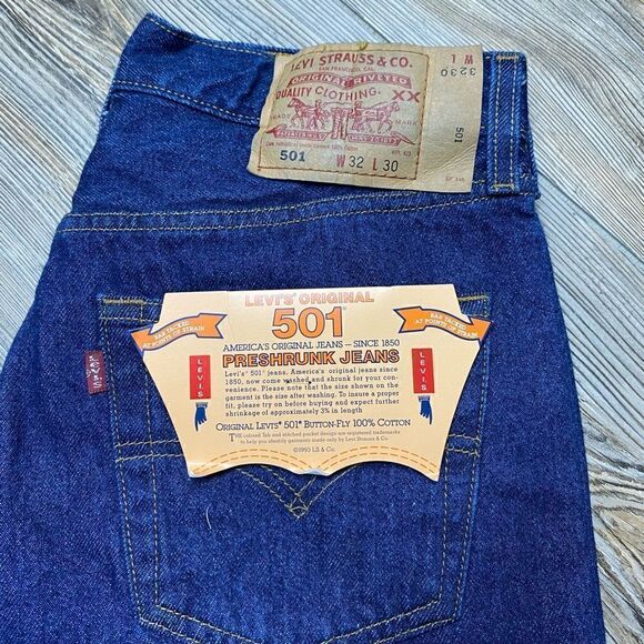 Deadstock Vintage 1993 Levi’s 501 Button Fly Denim Jeans 32x30 NWT 90’s - Picture 2 of 16